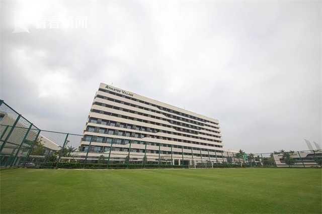 国产日韩精品欧美一区喷